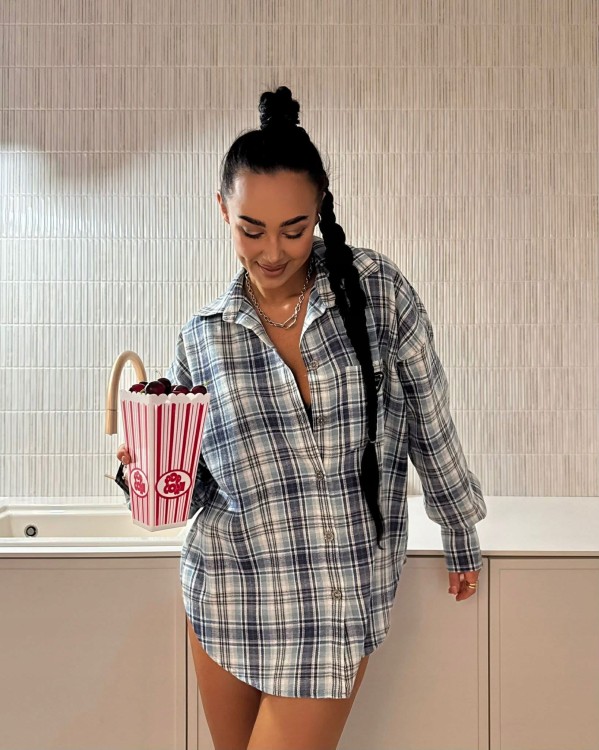 KOSZULA-LA-MILLA-OVERSIZE-W-KRATE-flanelowa-NIEBIESKA-lalilafashion.pl