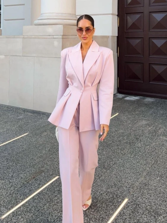 Paris-komplet-elegancki-garniturpudrowy-róż-lalilafashionpl-ostrołęka-na-komunię-chrzest