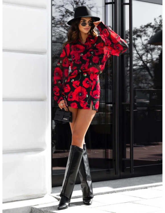 -stylowe-spodnico-spodenki-w-maki-rosanna-czarne-.webp